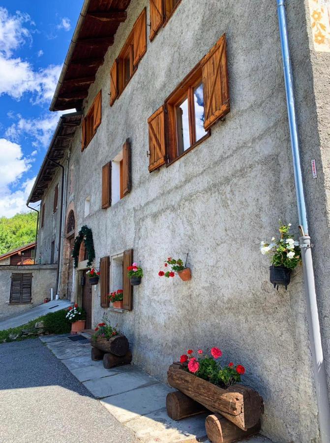 San Marco Farmhouse With A View. Oulx エクステリア 写真