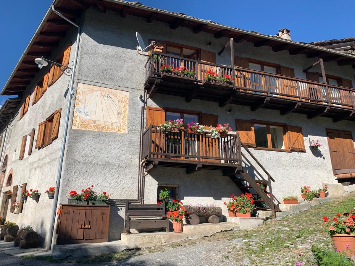 San Marco Farmhouse With A View. Oulx エクステリア 写真