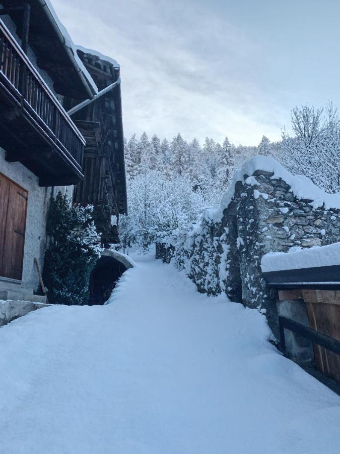 San Marco Farmhouse With A View. Oulx エクステリア 写真